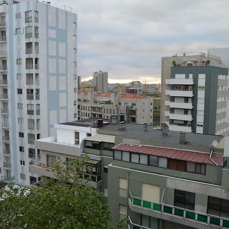 Apartamento Norton De Matos ポボア・デ・バルジン エクステリア 写真