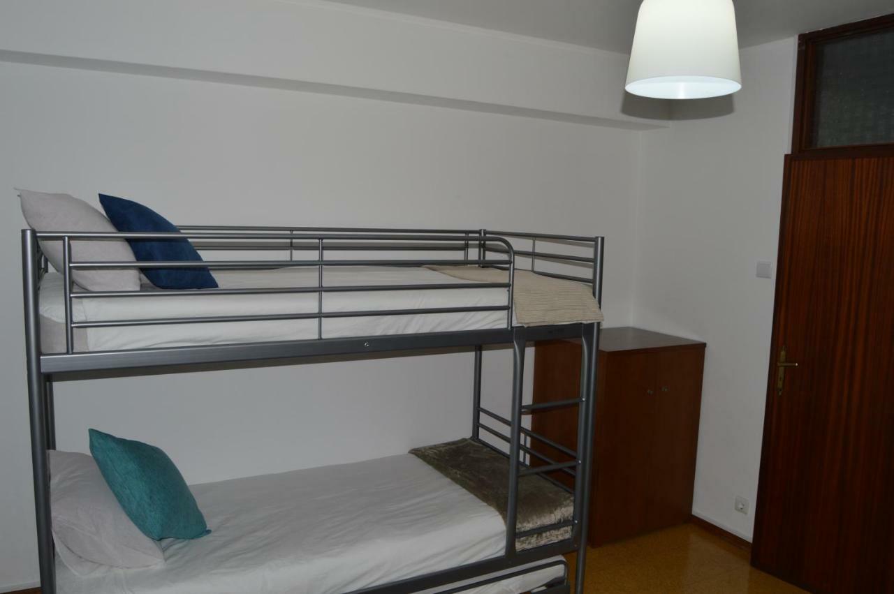 Apartamento Norton De Matos ポボア・デ・バルジン エクステリア 写真