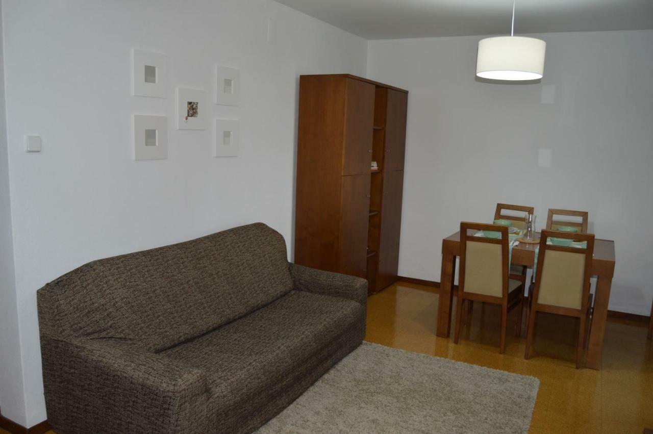 Apartamento Norton De Matos ポボア・デ・バルジン エクステリア 写真